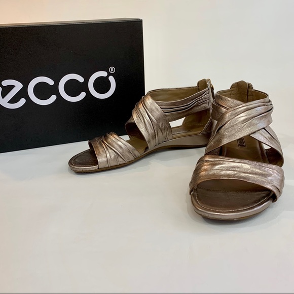 ecco metallic sandals